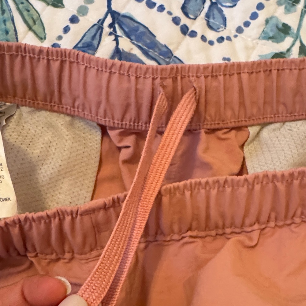 Women's Pink Small Patagonia Barely There Shorts - Picture 7 of 7
